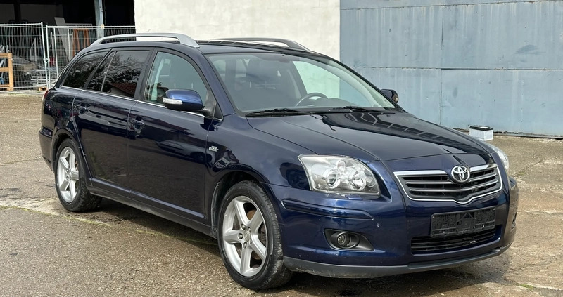 Toyota Avensis cena 9900 przebieg: 170000, rok produkcji 2007 z Wrocław małe 172